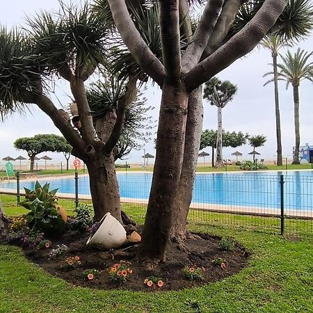 Loft Castillo Santa Clara ตอร์เรโมลิโนส ภายนอก รูปภาพ