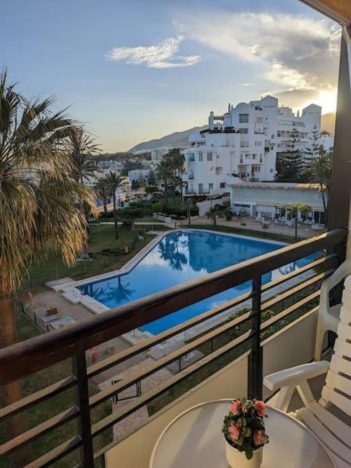 Loft Castillo Santa Clara ตอร์เรโมลิโนส ภายนอก รูปภาพ